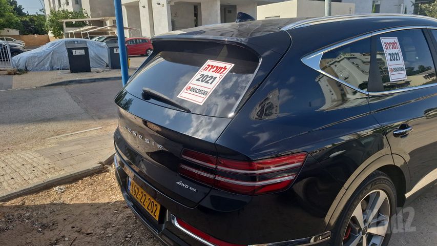 ג'נסיס GV80