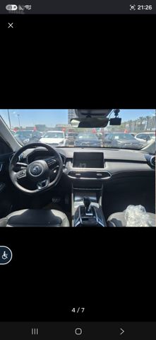 מודעת רכב אם ג'י EHS PHEV