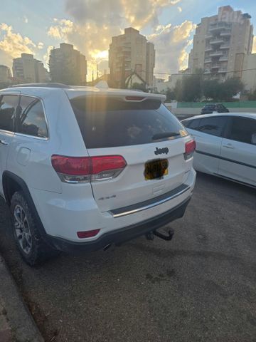 ג'יפ גרנד צ'ירוקי