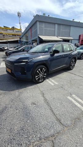 טויוטה RAV4