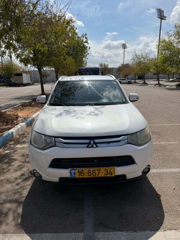 מיצובישי אאוטלנדר
