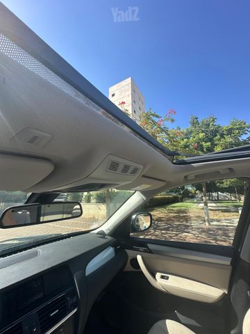 ב מ וו X3