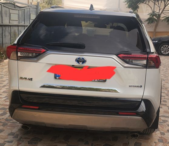 טויוטה RAV4