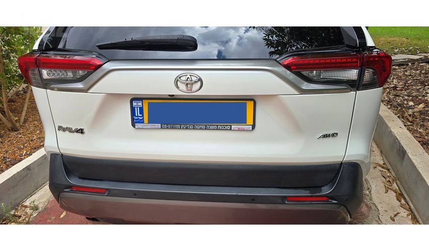 טויוטה RAV4