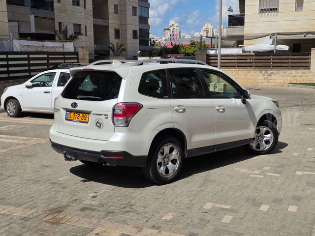 מודעת רכב סובארו פורסטר 1