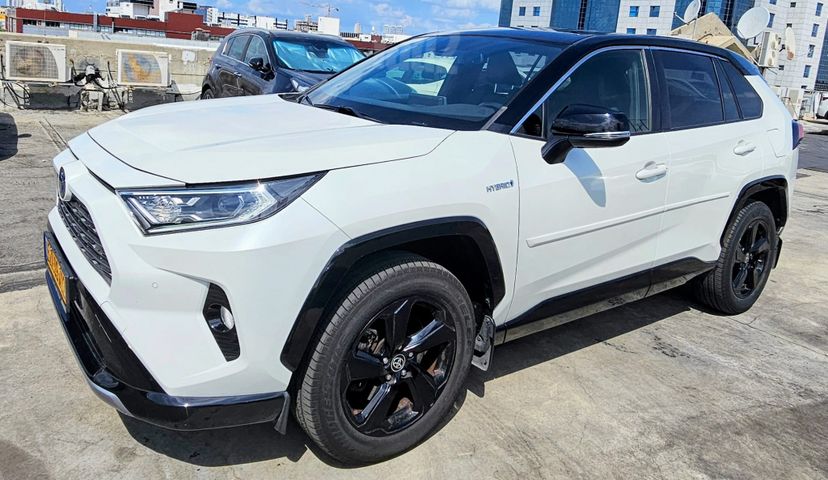 מודעת רכב טויוטה RAV4