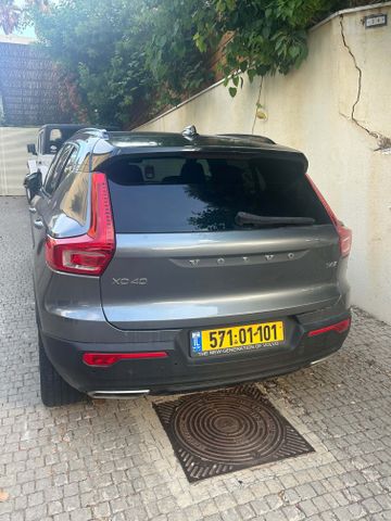 וולוו XC40