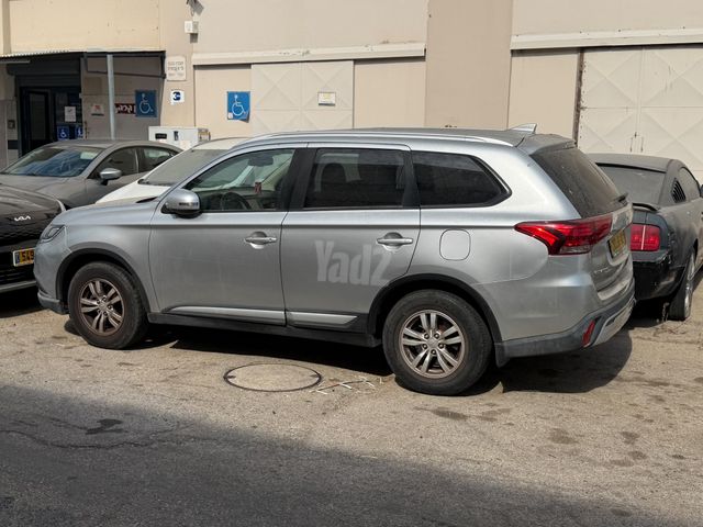 מודעת רכב מיצובישי אאוטלנדר