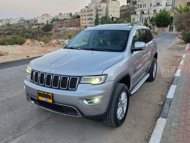ג'יפ גרנד צ'ירוקי