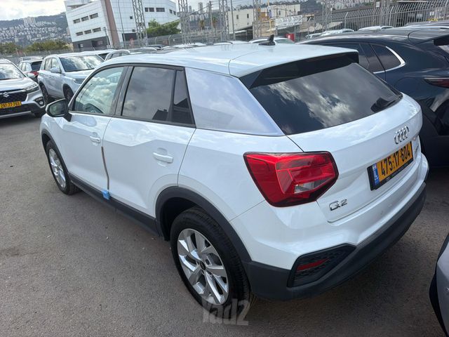 אאודי Q2