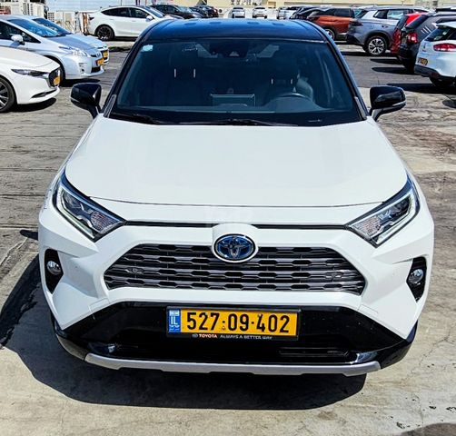 טויוטה RAV4