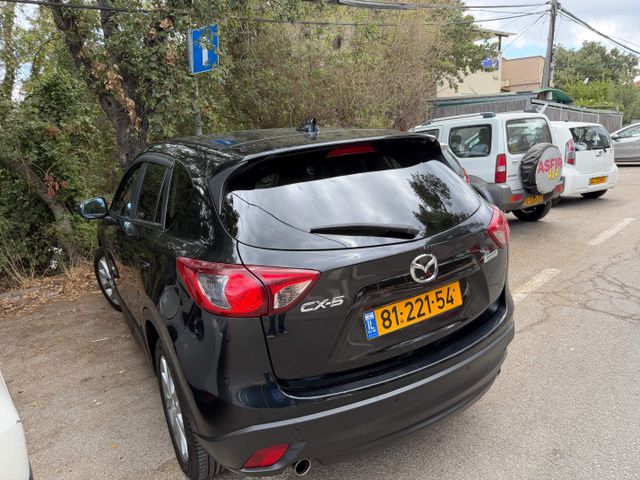 מודעת רכב מאזדה CX-5