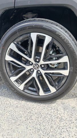 טויוטה RAV4