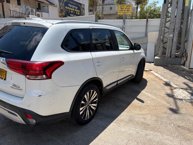 מודעת רכב מיצובישי אאוטלנדר