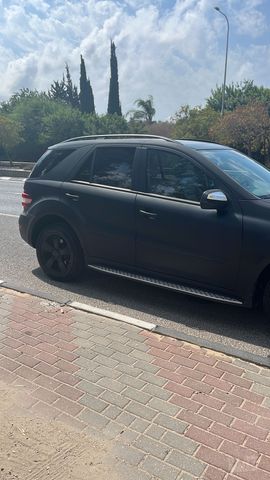מודעת רכב מרצדס-בנץ ML