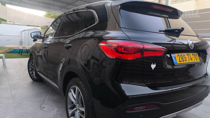 אם ג'י EHS PHEV