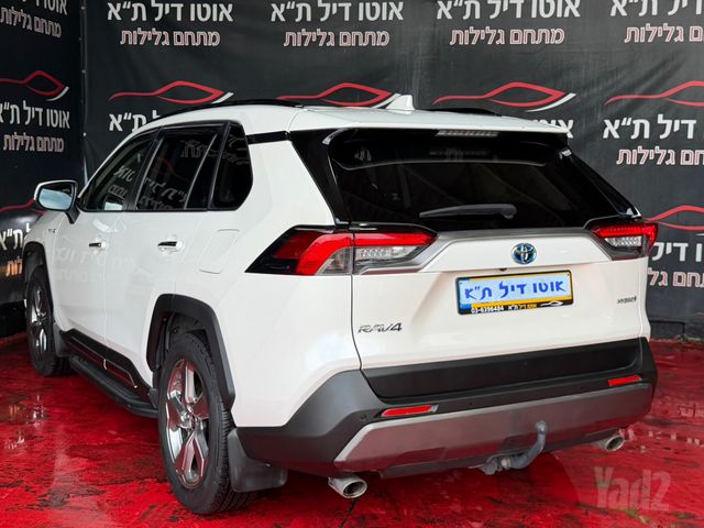 טויוטה RAV4