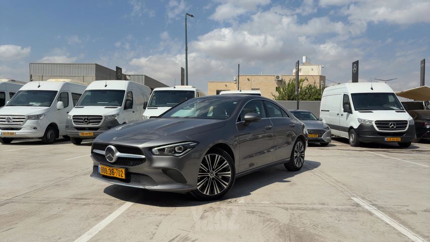 מודעת רכב מרצדס-בנץ CLA