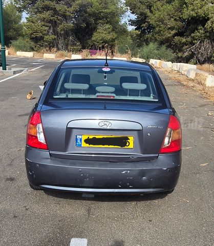 יונדאי אקסנט i25