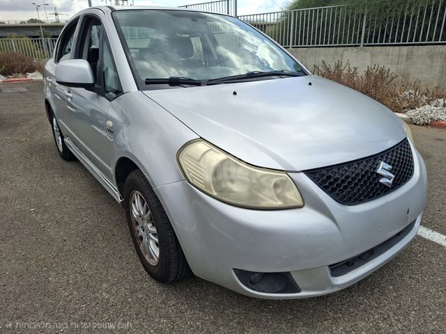 סוזוקי SX4