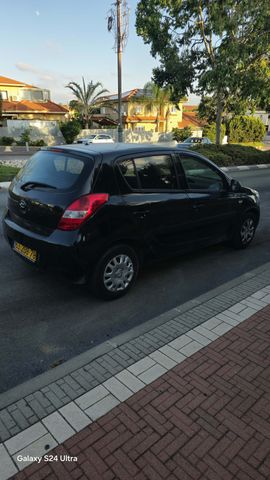 יונדאי i20