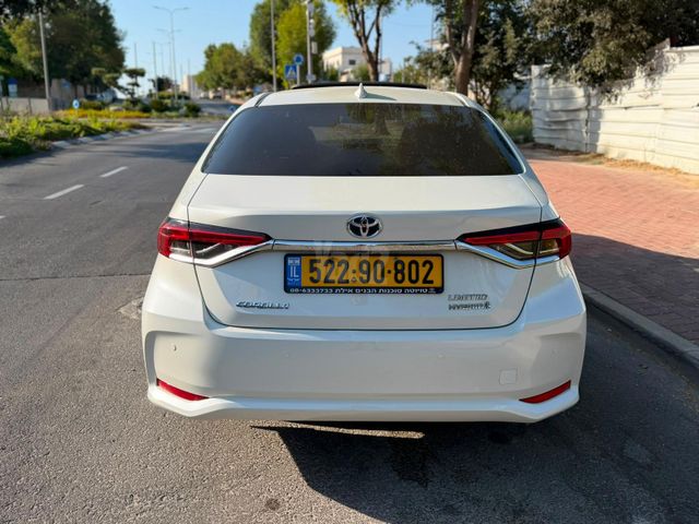 טויוטה קורולה