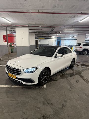 מודעת רכב מרצדס-בנץ E-class 2