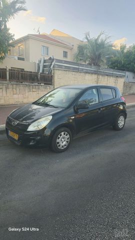 יונדאי i20