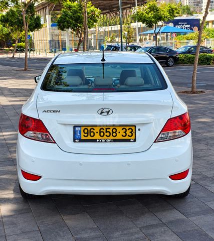יונדאי אקסנט i25