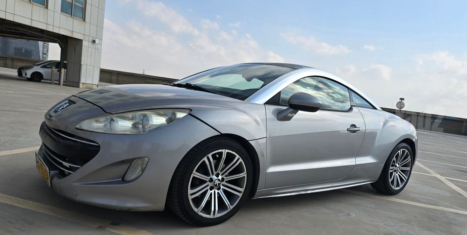 פיג'ו RCZ