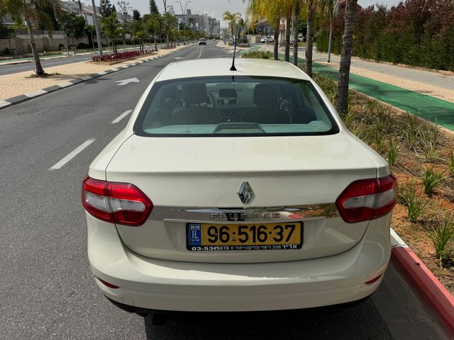 רנו פלואנס