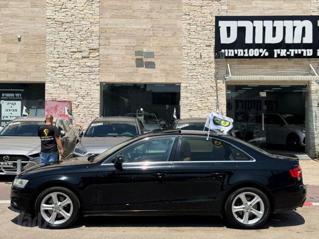אאודי A4
