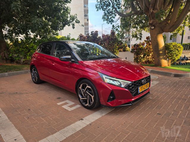 יונדאי i20
