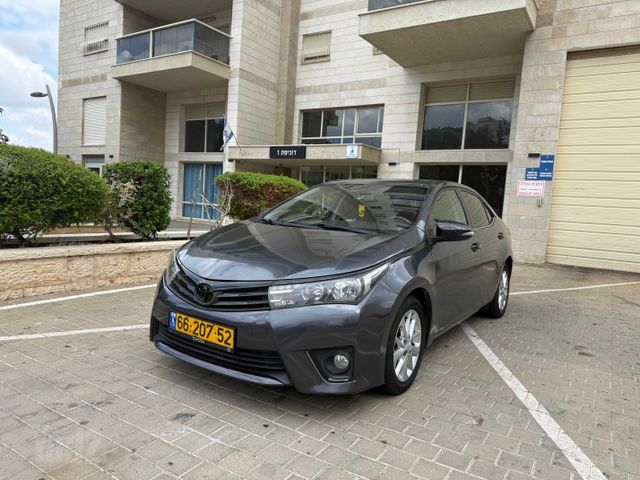 מודעת רכב טויוטה קורולה