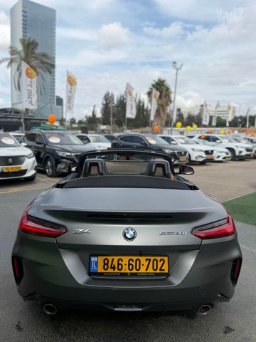 ב מ וו Z4
