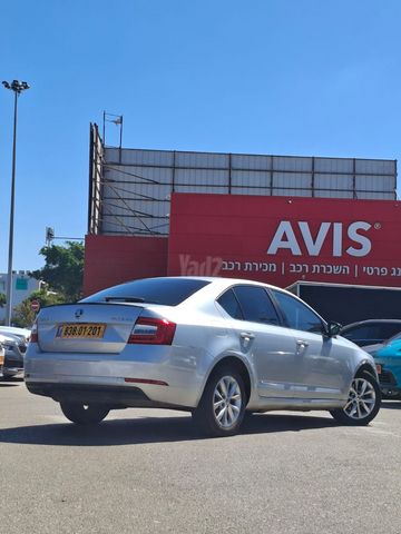 סקודה אוקטביה