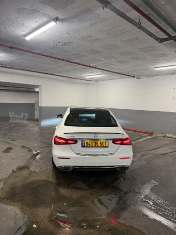 מודעת רכב מרצדס-בנץ E-class 1