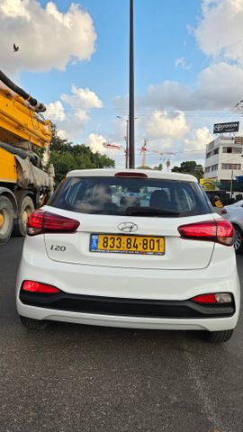 יונדאי i20