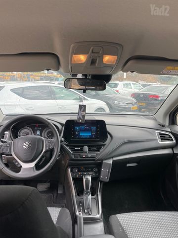 סוזוקי S-Cross
