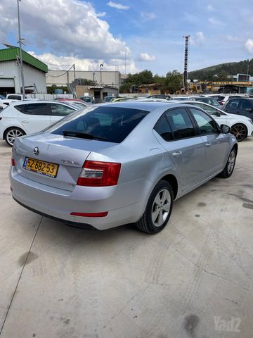סקודה אוקטביה