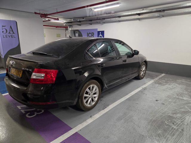 סקודה אוקטביה