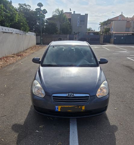 יונדאי אקסנט i25
