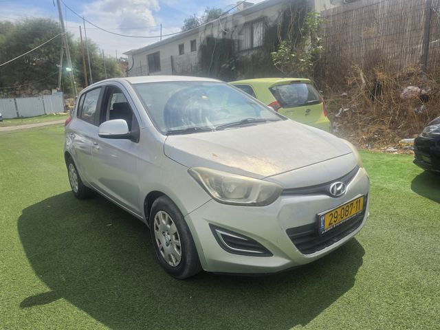 יונדאי i20