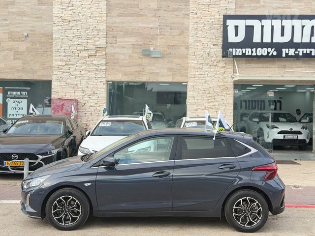 יונדאי i20