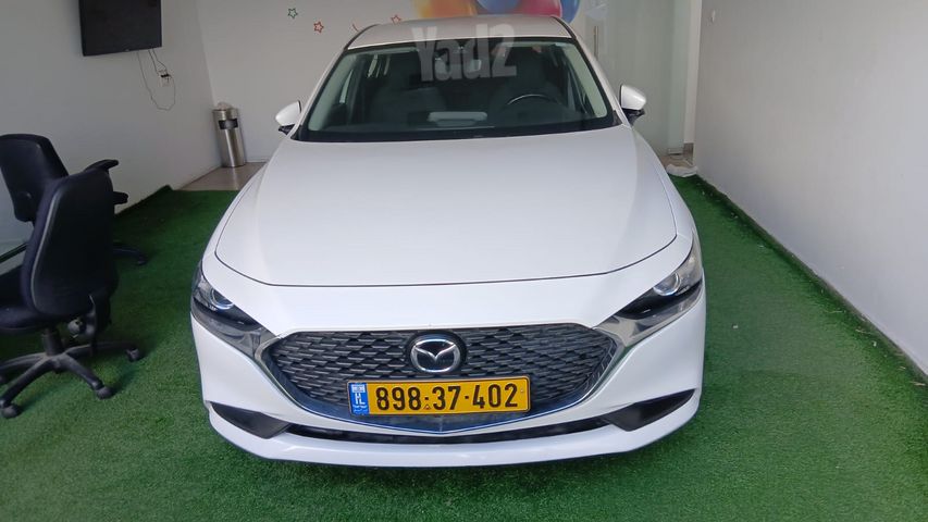 מודעת רכב מאזדה 3