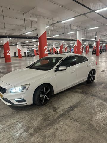וולוו S60