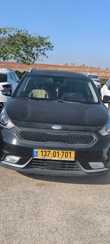 קיה נירו