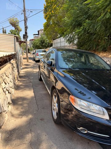 וולוו S80