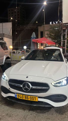 מודעת רכב מרצדס-בנץ C-class