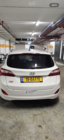 יונדאי i30